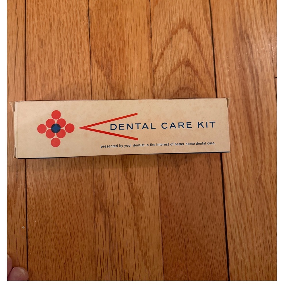 Vintage Crest Dental Care Kit Toothpaste fluoristan Procter & Gamble Movie Prop